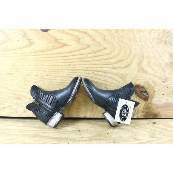 New Sterling River Boots Womens 7 Black Leather Cowboy Western Perforated Ankle - Picture 4 of 8